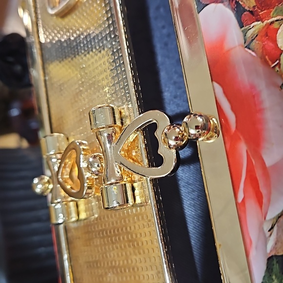 Vintage Glam patent handbag NWOT - Picture 3 of 9